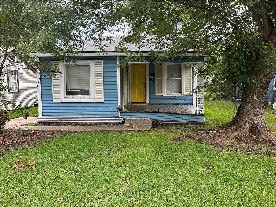 1st image of 1435 Natalie St