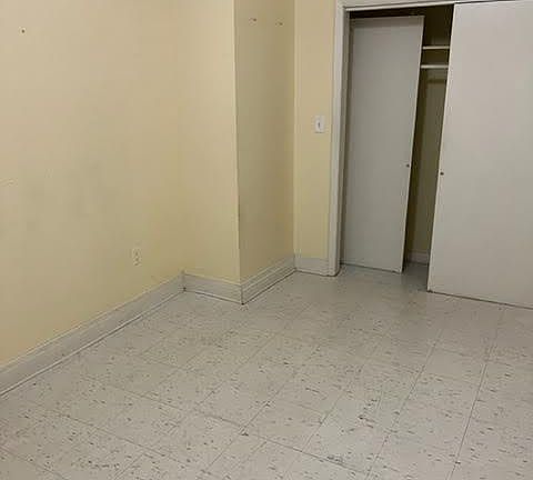 4th image of 209 Clifton Ave Floor 1