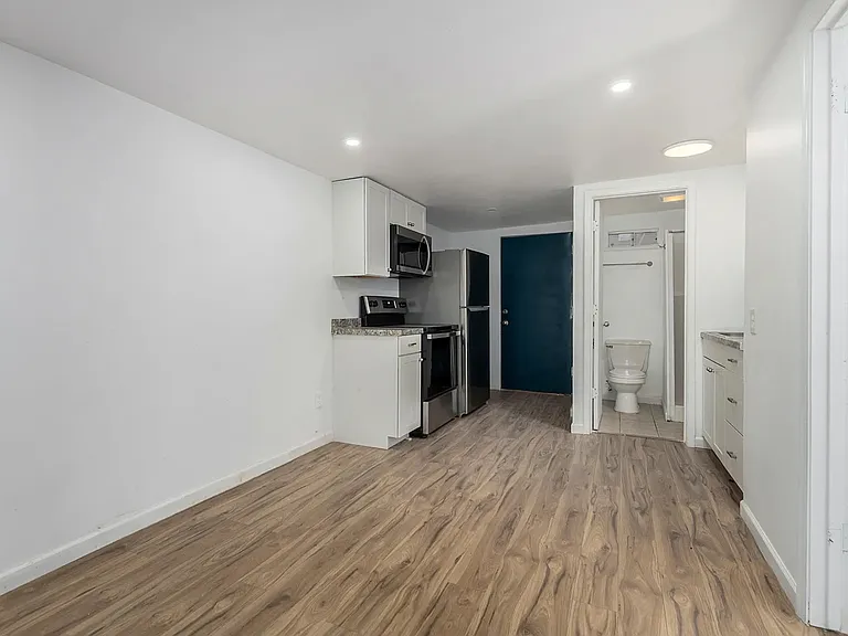 3636 E Verde Ln #9 — Photo 3