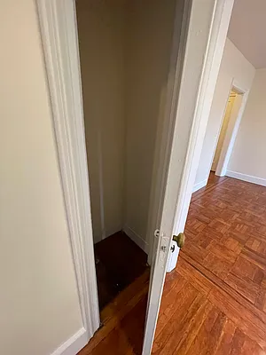 Rented by Metropolis International Realty Inc. | media 15