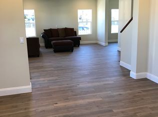 327 E Adams St, Santa Ana, CA 92707