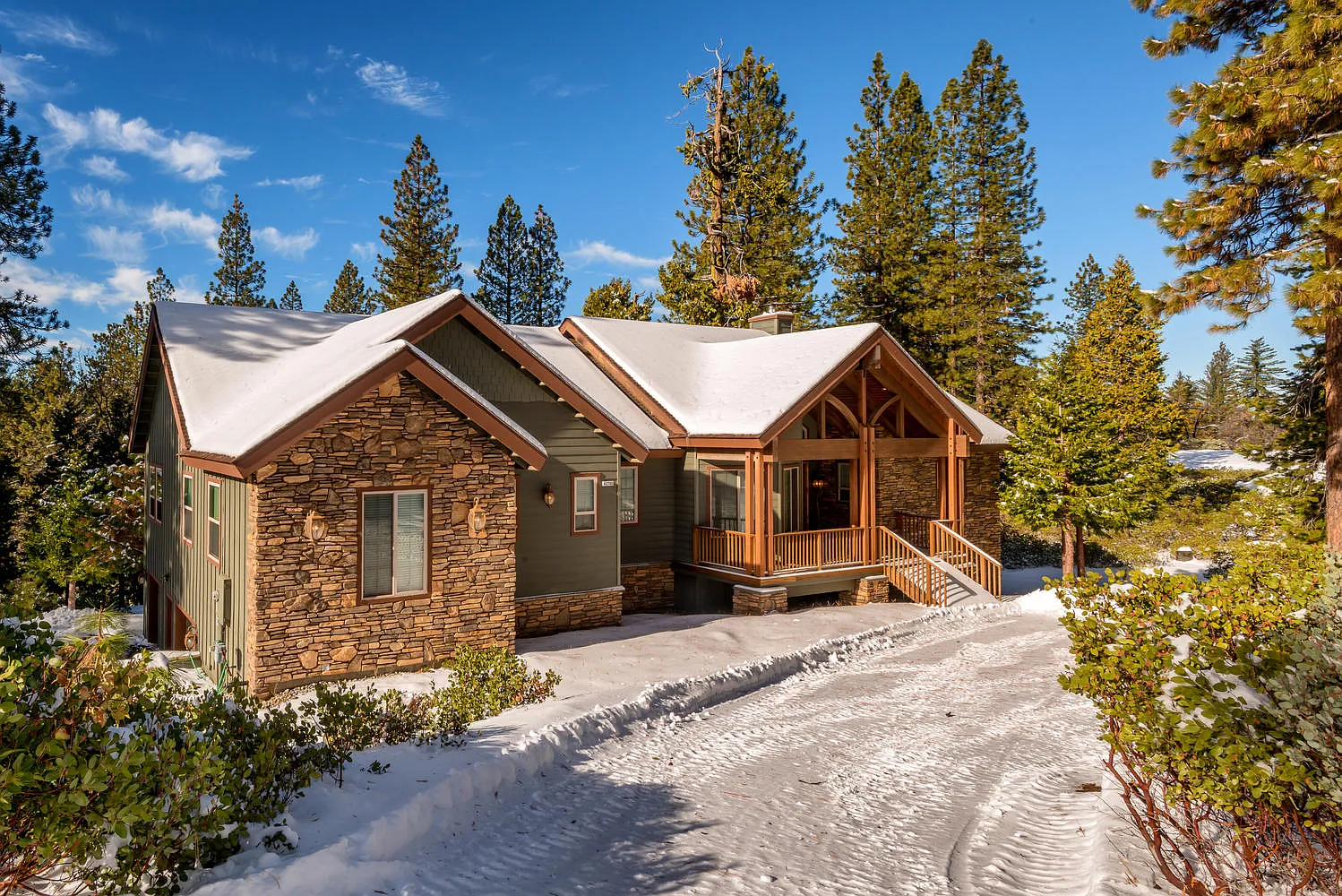 42785 Canyon Vista Ln photo 1