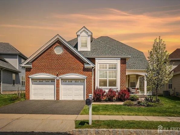 15 Potter Rd, Hillsborough, NJ 08844