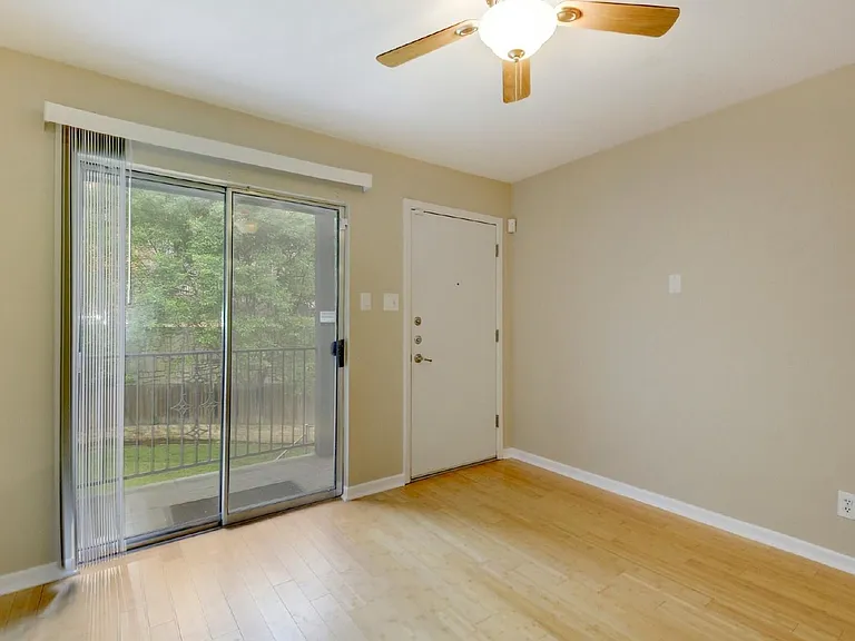 3204 Menchaca Rd #712 — Photo 3