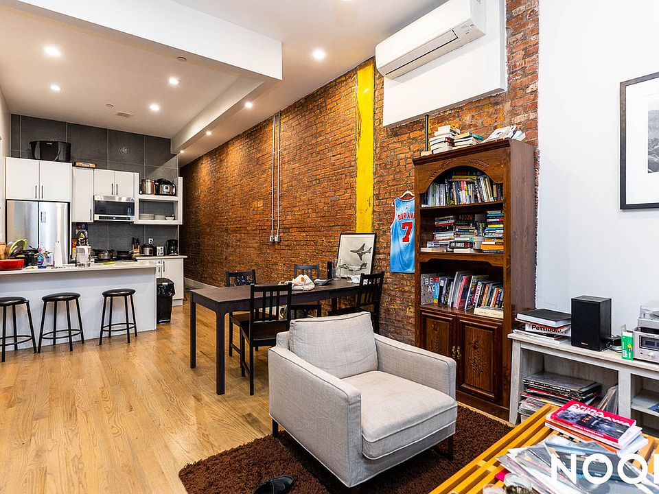 1st image of 90 Manhattan Ave #1O
