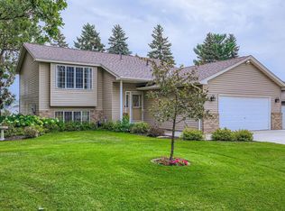 912 11th Ave SW, Isanti, MN 55040