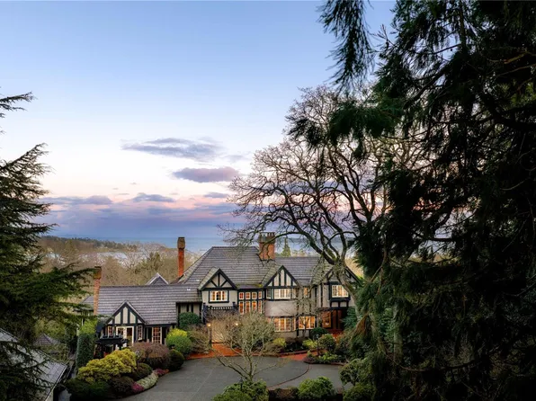 3475 Upper Terrace Rd, Oak Bay, BC V8R 6E8