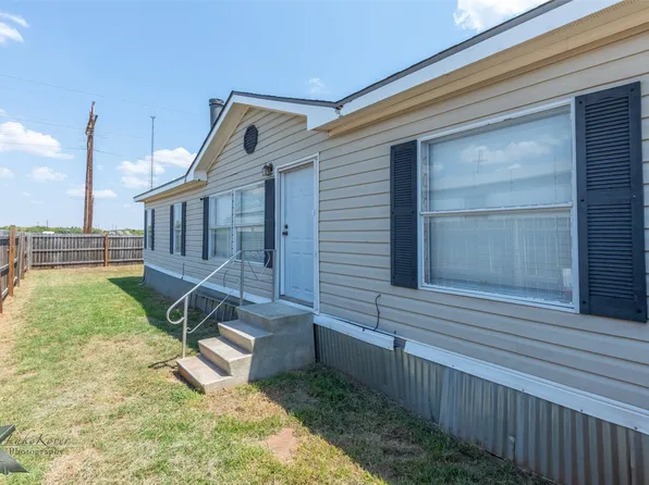 2966 Sunlake Dr, Abilene, TX 79601