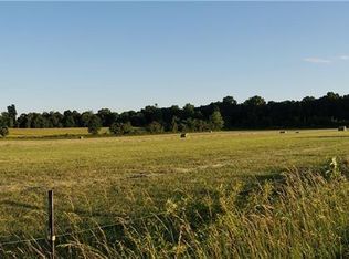 S Robbins Rd, Lexington, IN 47138