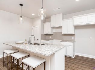 8608 Edgewater Dr, Baton Rouge, LA 70820