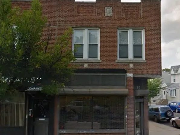 7617 Myrtle Ave, Ridgewood, NY 11385