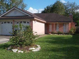 1316 Sagebrush St, Angleton, TX 77515