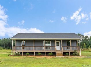 150 Meredithville Dr, Brodnax, VA 23920