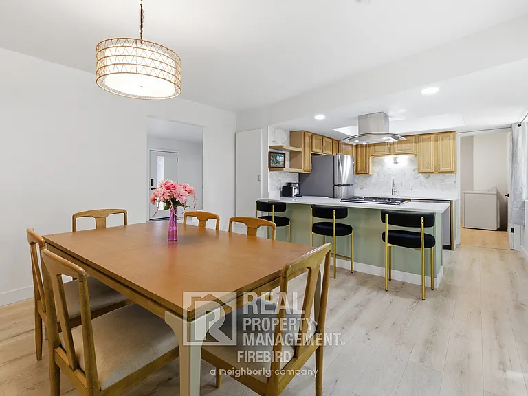 4112 S Grandview Ave — Photo 7