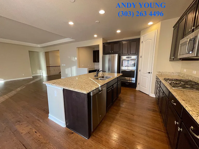 3407 Eagle Butte Ave — Photo 10