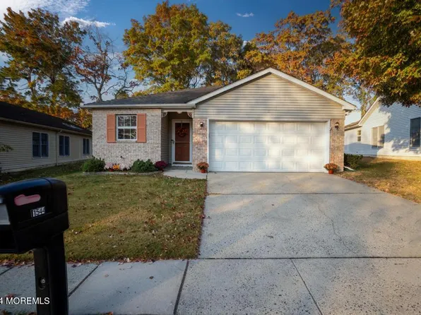 1544 Heatherleaf Lane, Toms River, NJ 08755