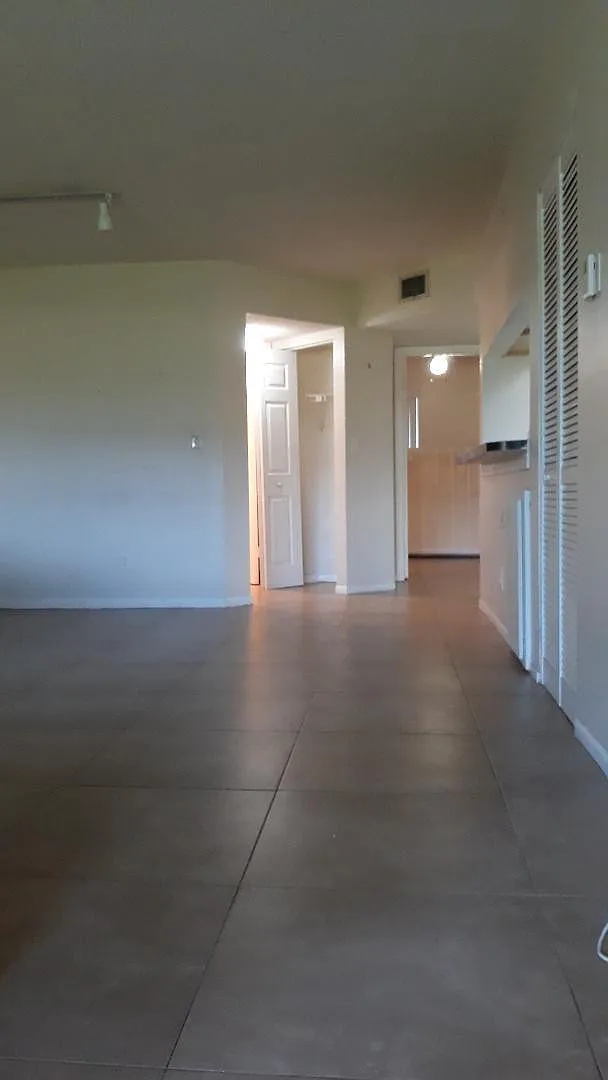2 bed, 2.0 bath, 1044 sqft, $1,950 — Photo 3