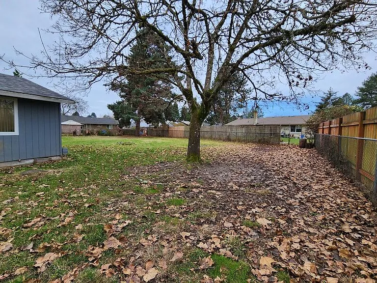 1829 NE 23rd Ct — Photo 5