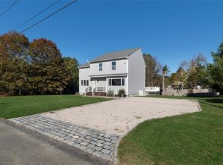 80 Walsh Rd, Charlestown, RI 02813
