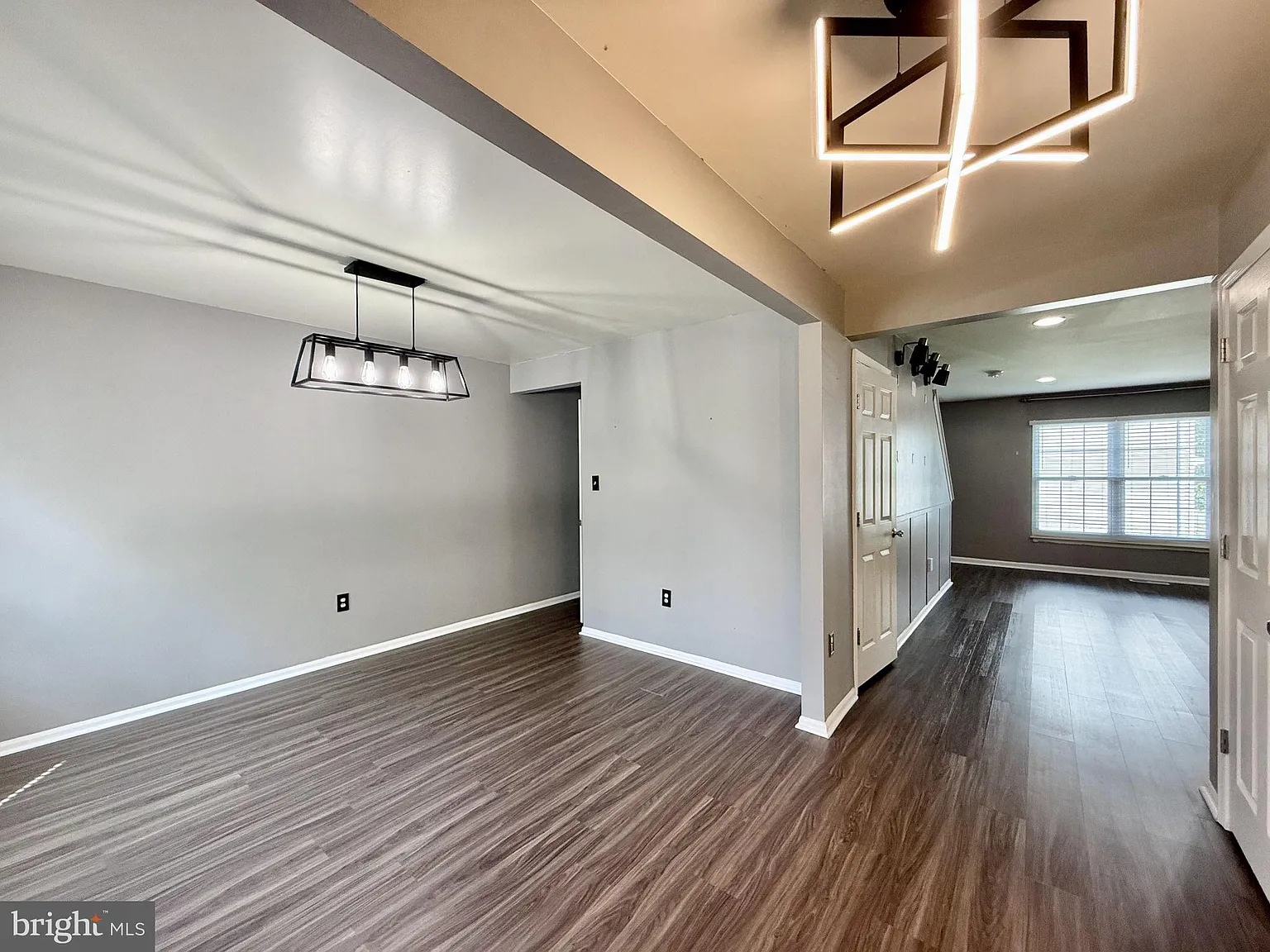 4 bed, 3.5 bath, 3616 sqft, $3,100 — Photo 4