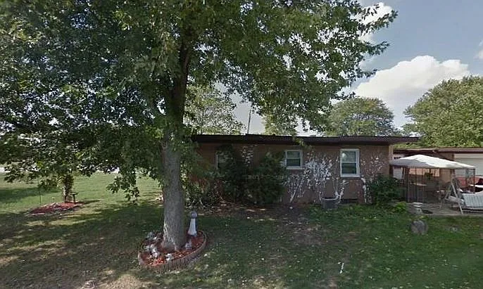 7320 Southeastern Ave photo 1