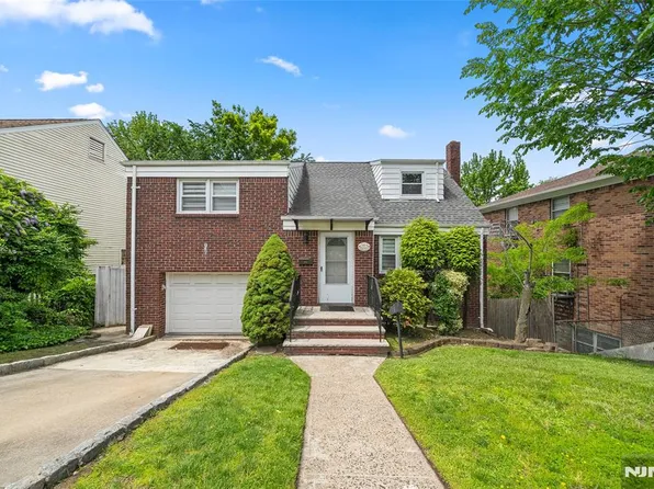 344 Northwood Way, Palisades Park, NJ 07650