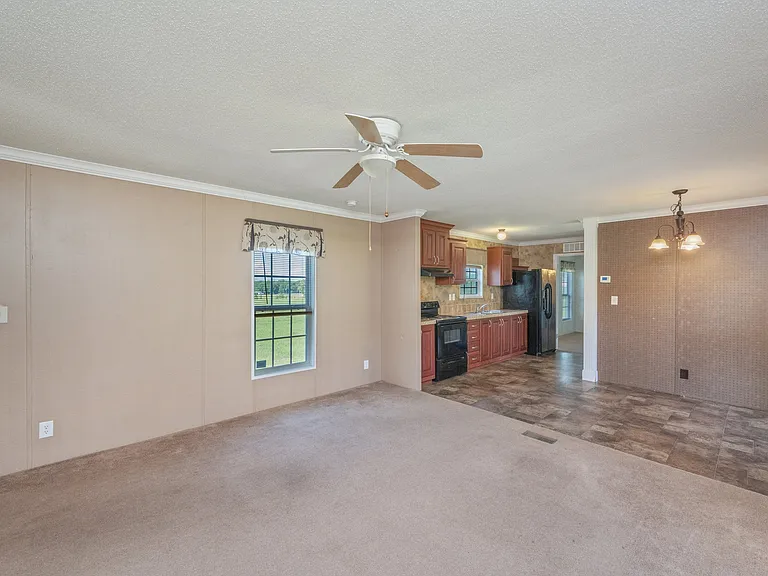 2295 Bermuda Ln — Photo 6