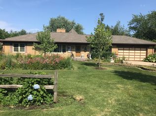 727 S Bristol Ln, Arlington Heights, IL