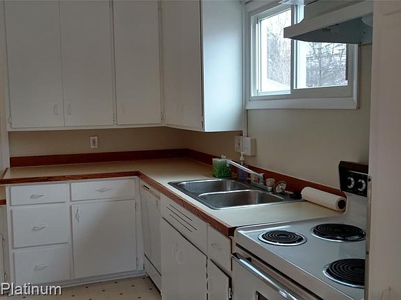 4th image of 1111 Kay Pkwy