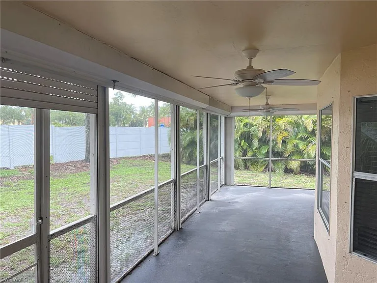 9758 Country Oaks Dr — Photo 19