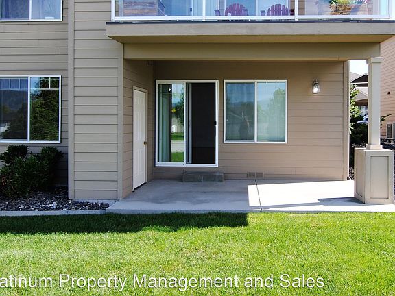 4th image of 36 Beacon Dr Unit D
