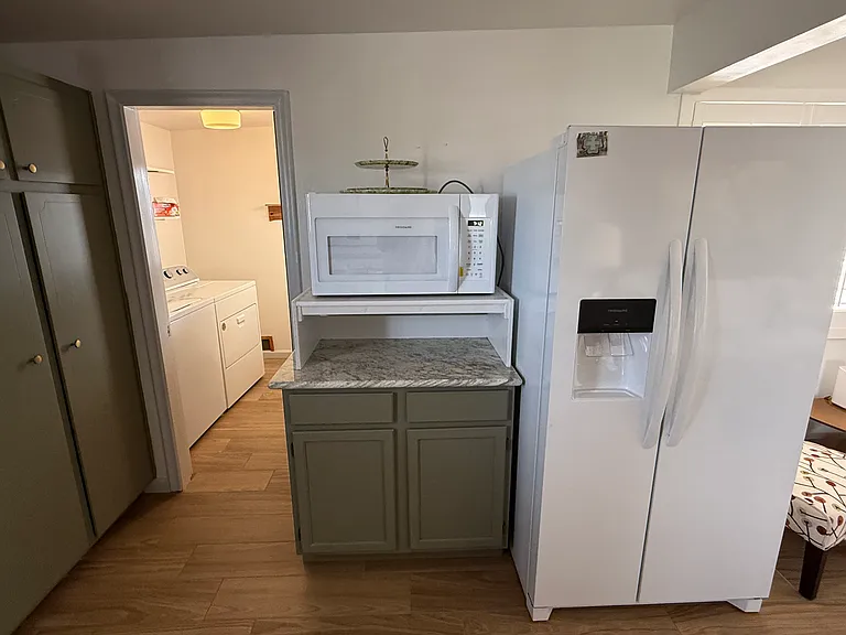1832 S Tam O Shanter Ave — Photo 10