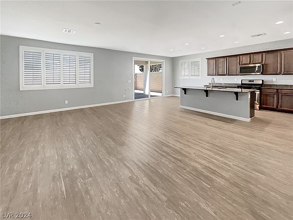 4th image of 8048 Skye Falls St