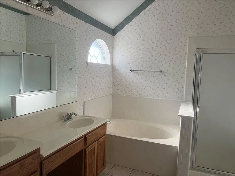 209 Bryce Canyon Dr — Photo 14