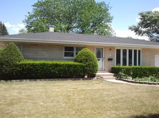 963 N Babbit Ave, Addison, IL 60101