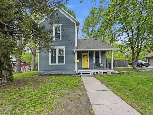 538 W Loula St, Olathe, KS 66061