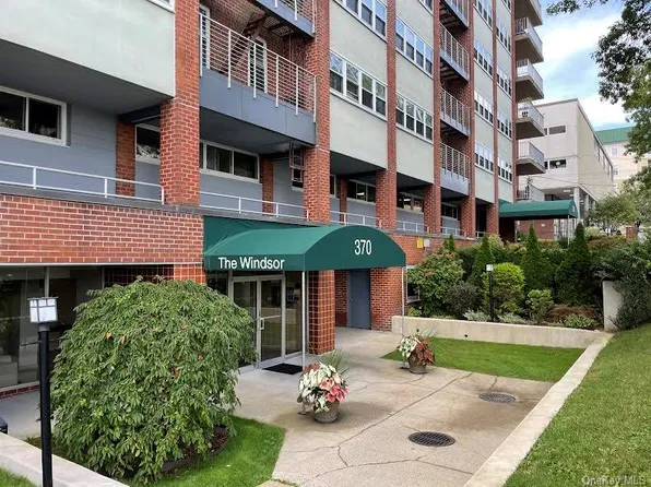 370 Westchester Avenue #7P, Port Chester, NY 10573