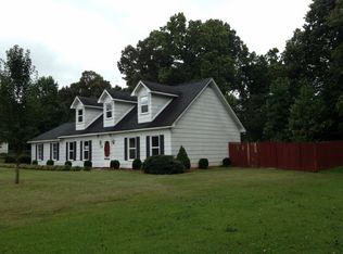 410 Clarendon Dr, Easley, SC 29642