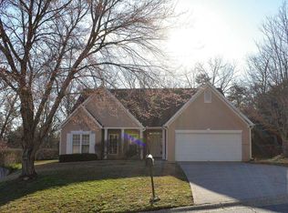 831 Soaring Dr, Marietta, GA 30062