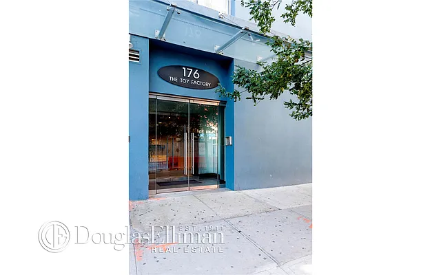Sold by Douglas Elliman | media 16
