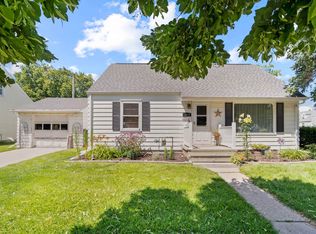 2029 N Bennett St, Appleton, WI 54914