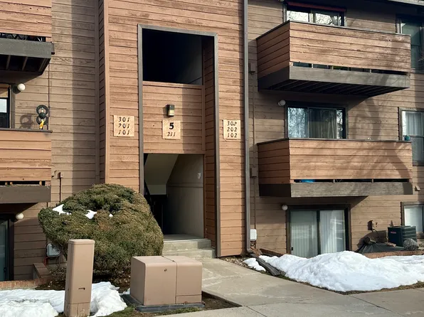 211 Wright St, Denver, CO 80228