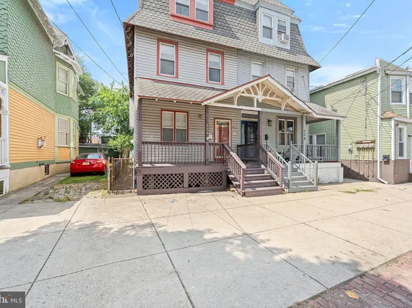 230 Cumberland St, Gloucester City, NJ 08030