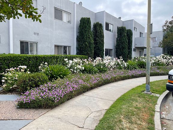 3rd image of 16914 Blackhawk St APT 22