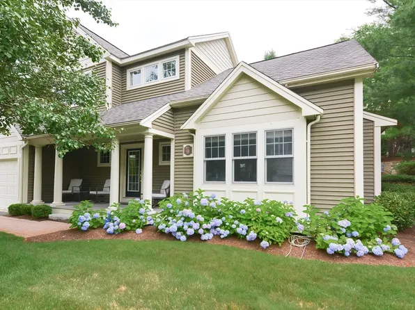 9 Cole Dr Unit 9, Hopkinton, MA 01748