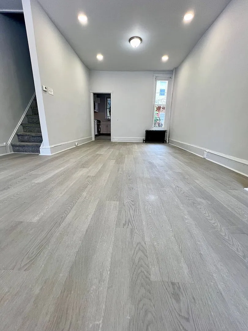 Newly Renovated Townhome in Kingsessing! Available NOW! — Photo 3