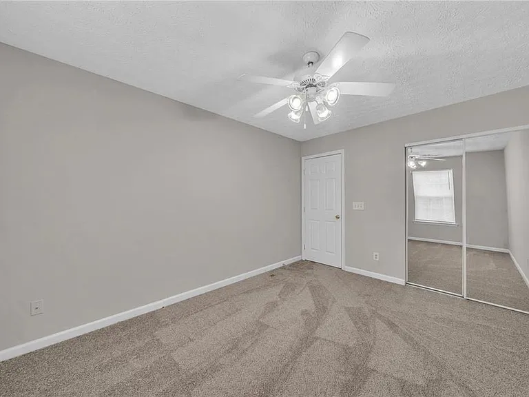 225 Osmanthus Way — Photo 21