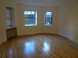 Rented by Guidance Realty Corp.