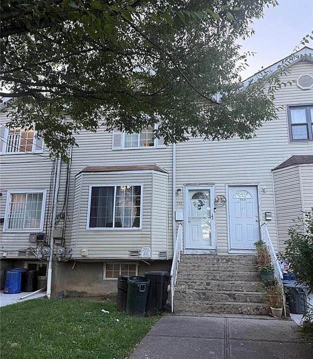 1st image of 346 Targee St