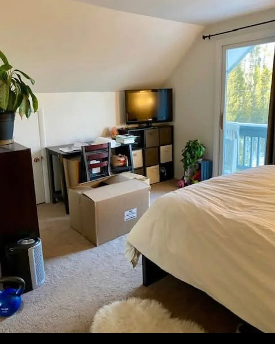 3 bed, $1,300 — Photo 2